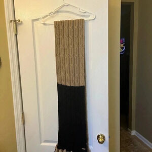 NEW WITHOUT TAGS! Nine West chunky Black and Tan scarf